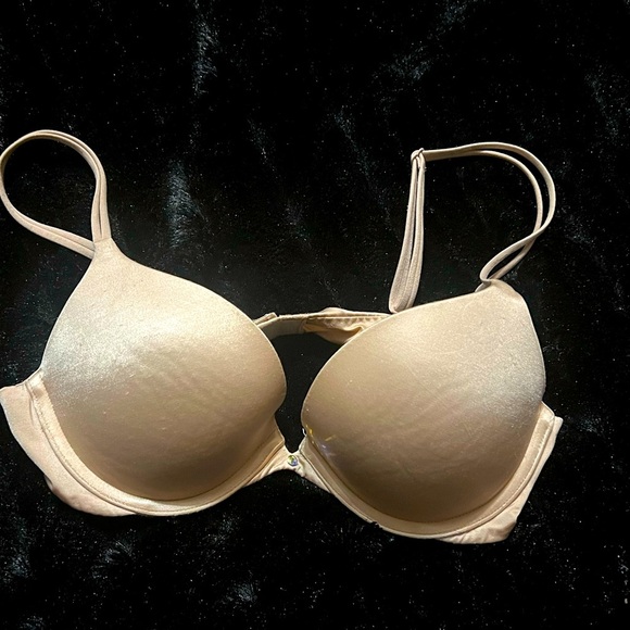 Victorias Secret Nude Push up Bra - Picture 1 of 4